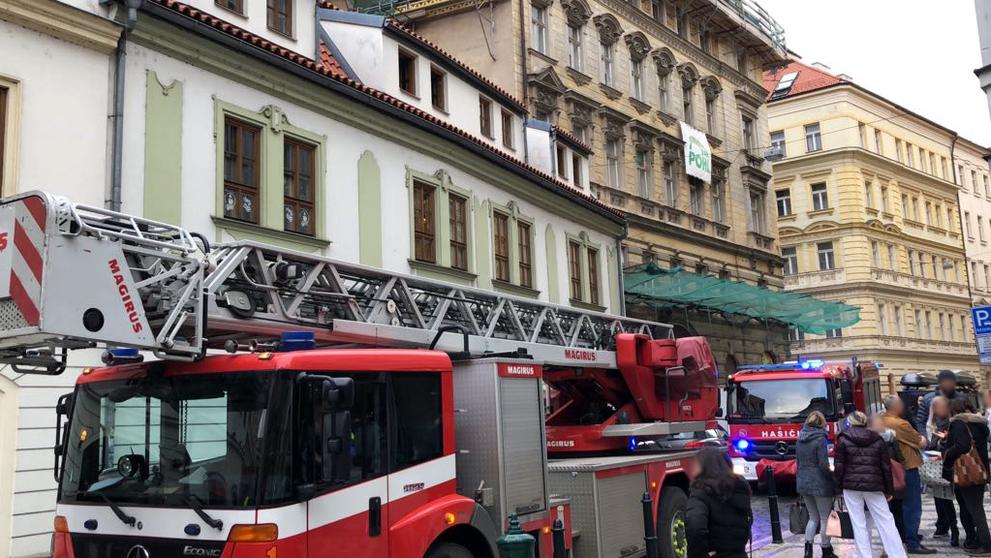 Požár domu v Pštrossově ulici - 1