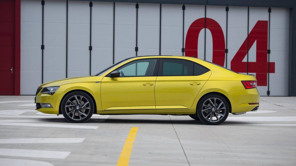 Škoda Superb - 17