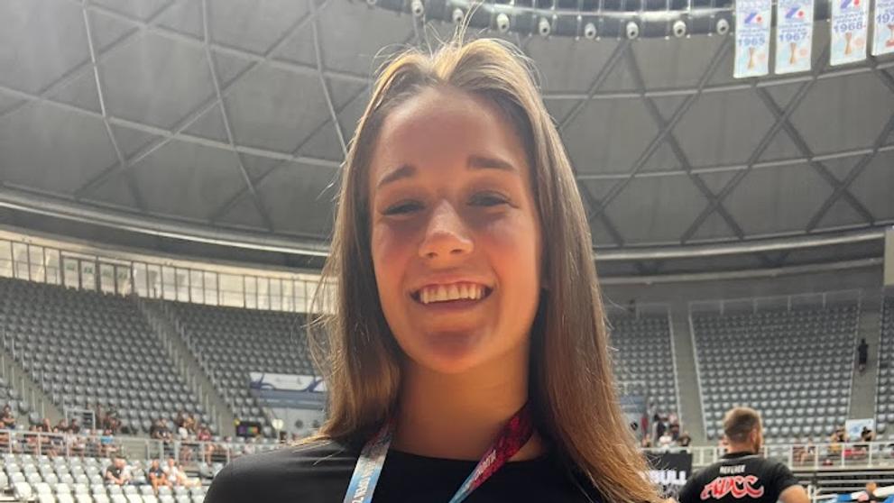 Veronika Zajícová se stříbrnou medailí z ME