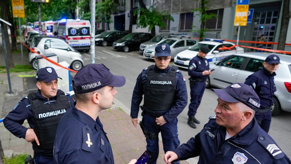 Srbsko Bělehrad střelba (4)