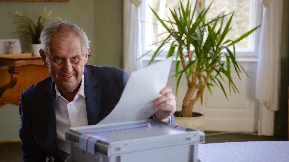 Miloš Zeman volí do sněmovny - 3