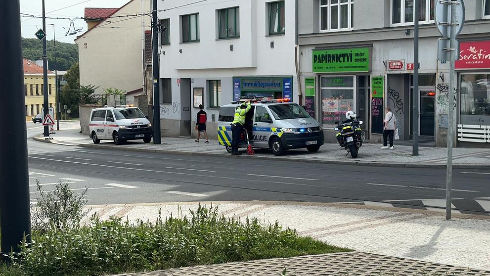 Nehoda v pražské Zenklově ulici