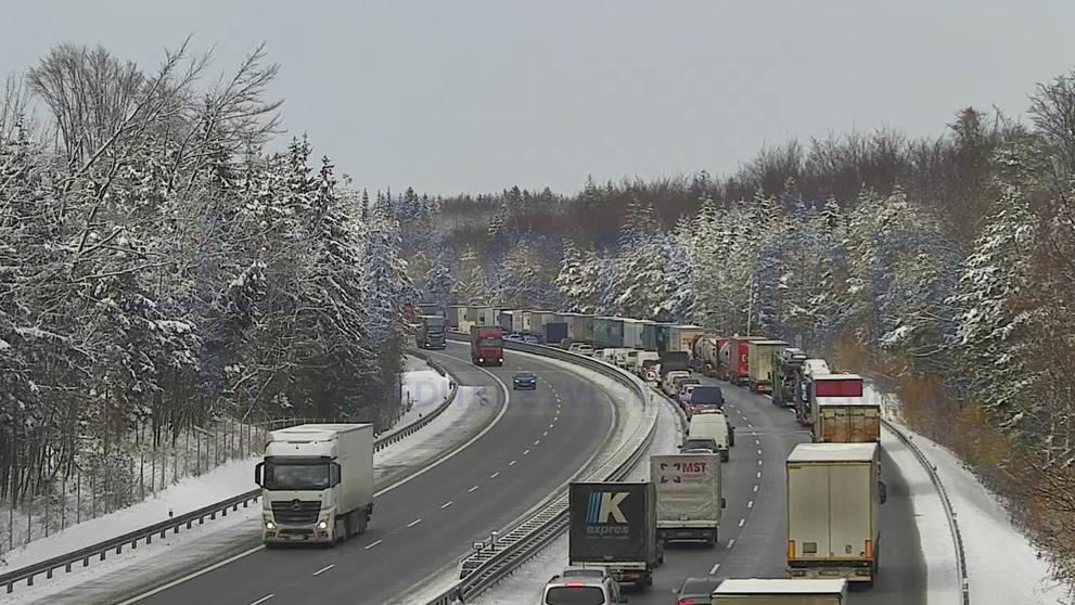 Kolona na D1 - 93,6 km