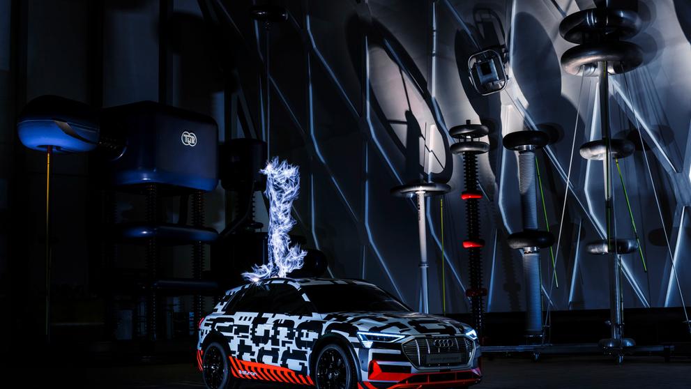 Audi e-tron - 16