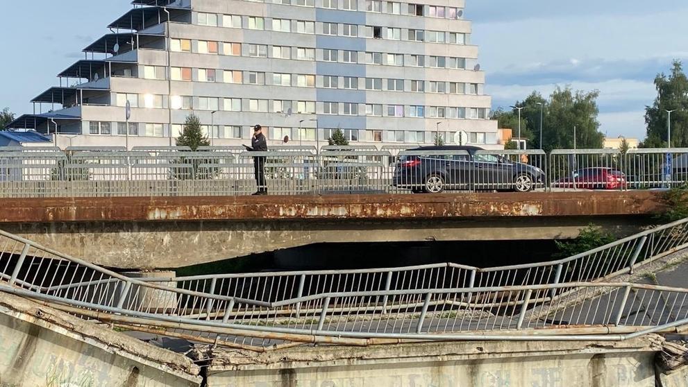 Ve Spišské Nové Vsi se propadl most - 4