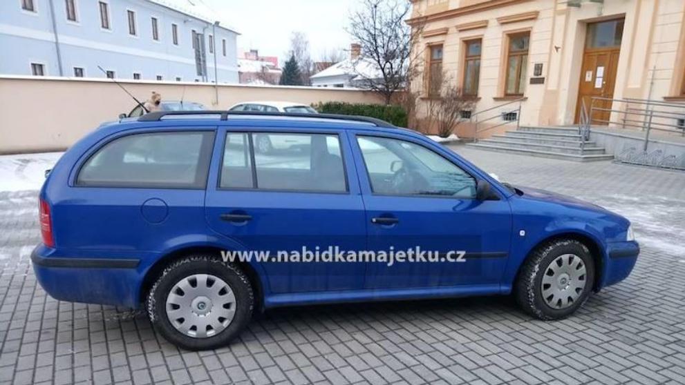 NABÍDKA MAJETKU STÁTU - Automobil ŠKODA OCTAVIA COMBI