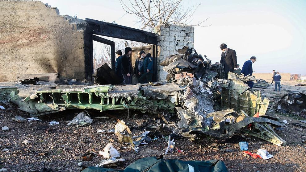 Trosky ukrajinského letadla Boeing 737
