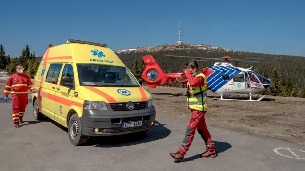 Úraz lyžaře na Ovčárně - 2