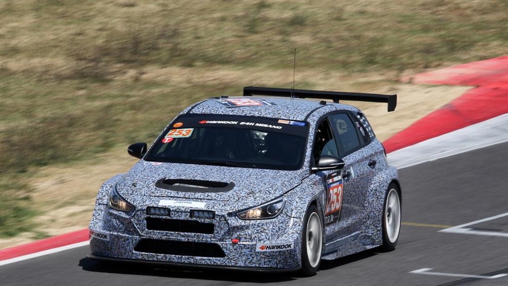 Hyundai i30 N - 18