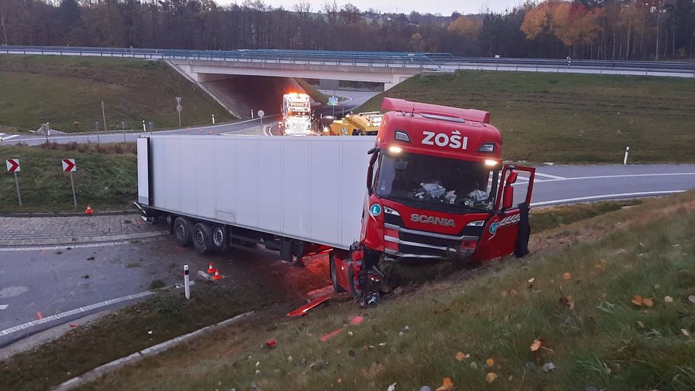 Nehoda kamionu u Českých Budějovic