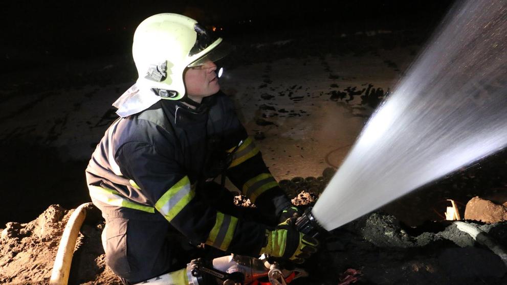 Požár skládky u Lipníku nad Bečvou - 18