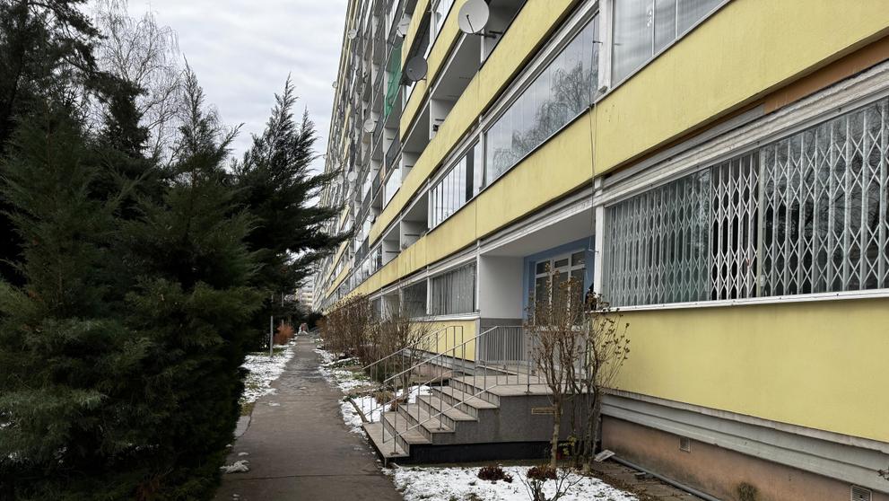Údajný žhářský útok na Proseku