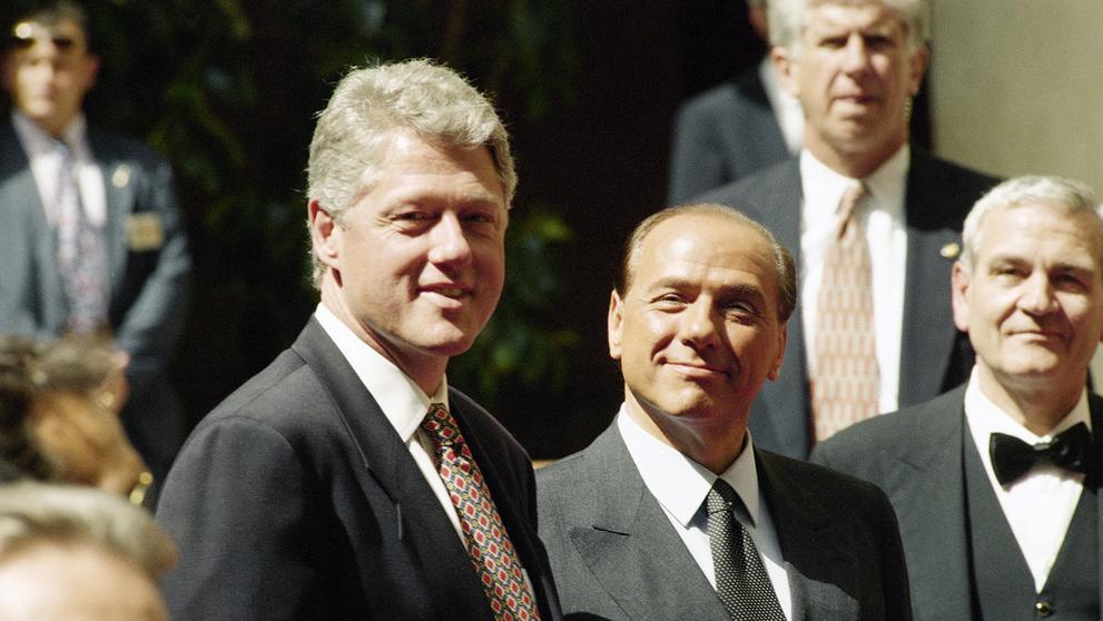 Silvio Berlusconi a Bill Clinton