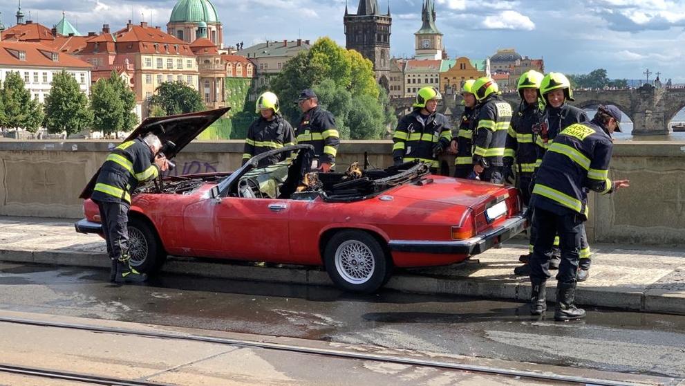 Jaguár XJ-S - 8