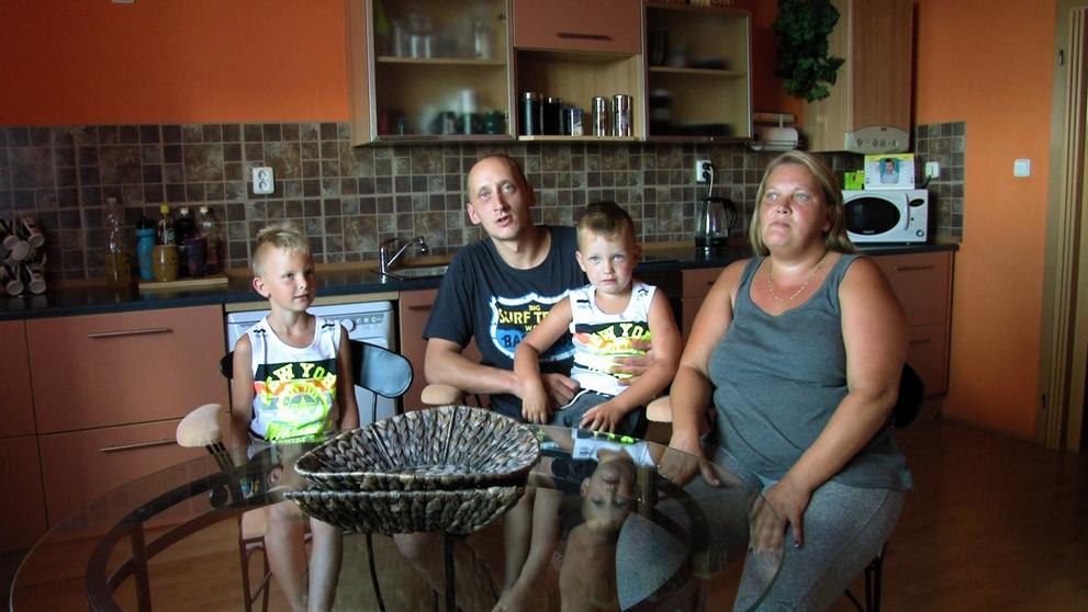 Výměna manželek: Opustil těhotnou manželkou a vybral jí účet! - 11