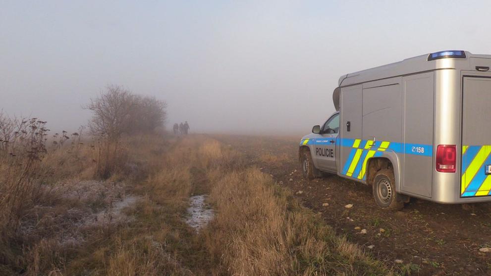 Nález mrtvého těla u města Hostivice