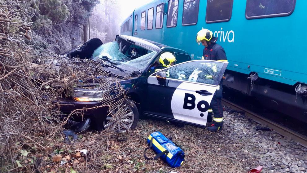 Srážka vlaku s automobilem (1)