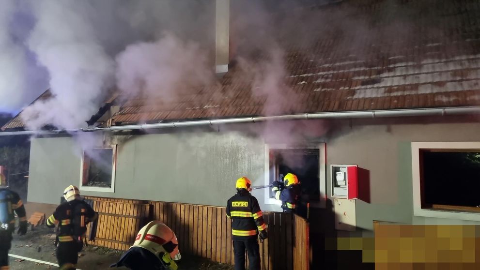 Požár domu na Berounsku