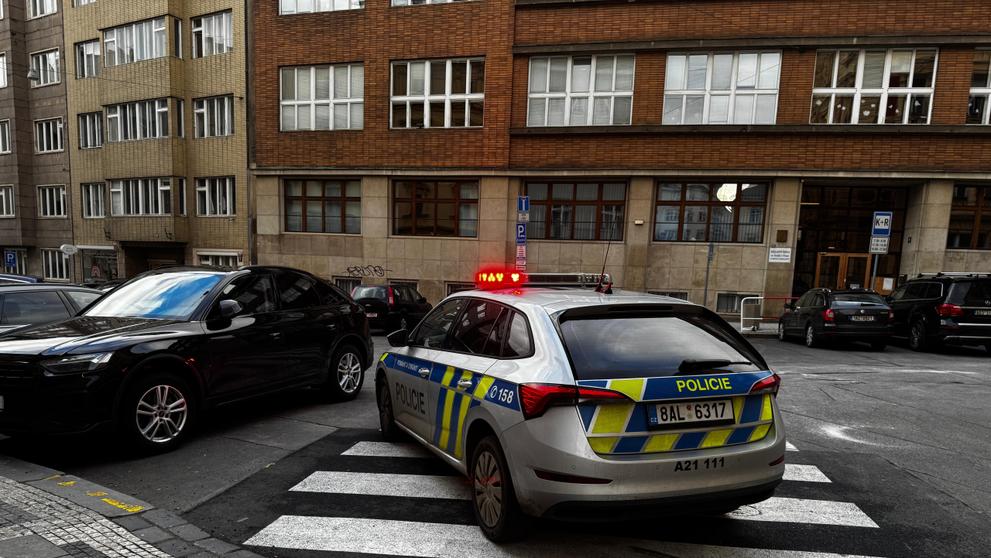 Smrt mladé cizinky v centru Prahy (4)