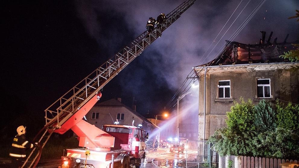 Požár v Jiříkově na Děčínsku zničil obytný dům - 3