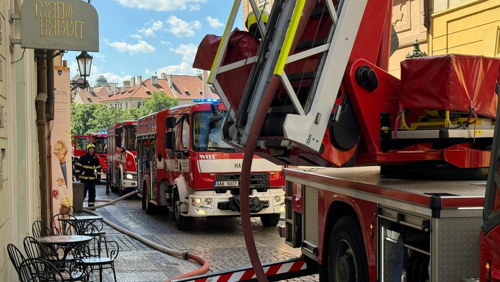 Požár na Staroměstském náměstí (12)