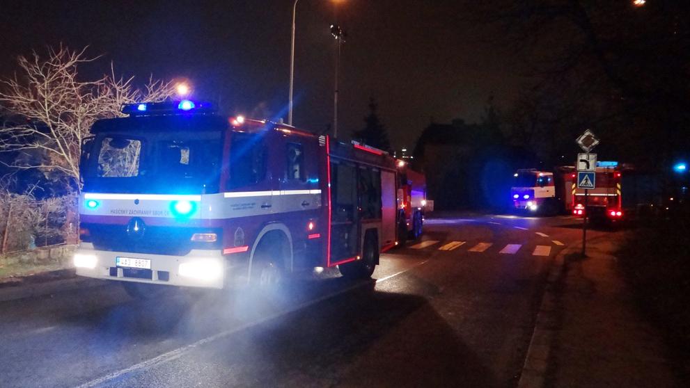 Vyhořelá chatka se stala neobyvatelnou i pro člověka v nouzi
