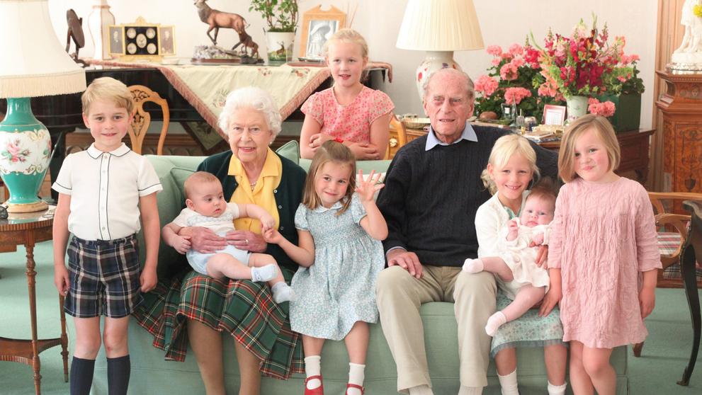 Unikátní fotky prince Philipa s rodinou - 3