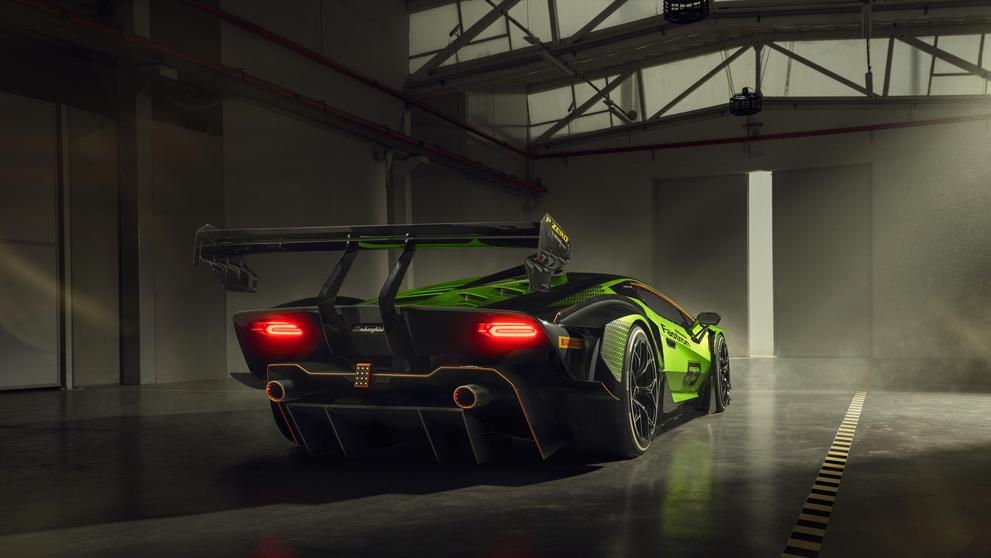 Lamborghini Essenza SCV12 - 19