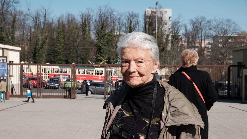 Rozloučení s Aťkou Janouškovou - Zdenka Procházková