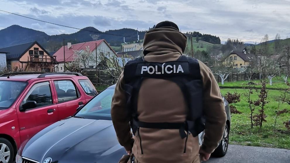 Slovenská policie zadržela Češku, měla pašovat migranty - 4