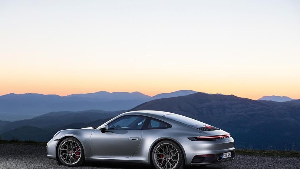 Nové Porsche 911 Carrera 4S - 19