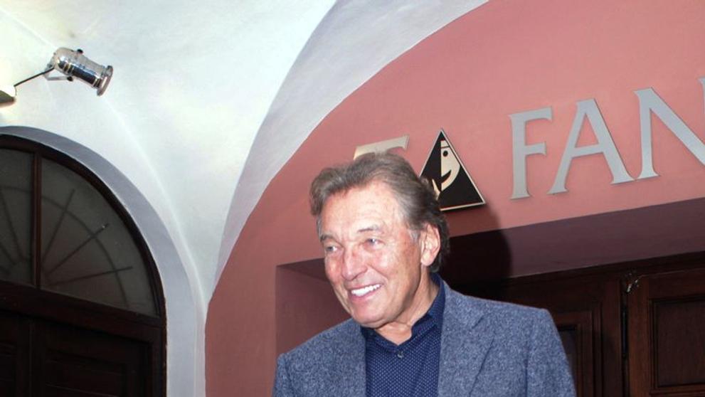 Karel Gott s manželkou a dcerami Charlotte a Nelly