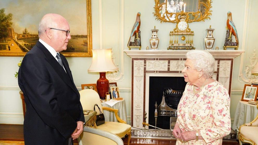 Královna Alžděta a George Brandis - 3