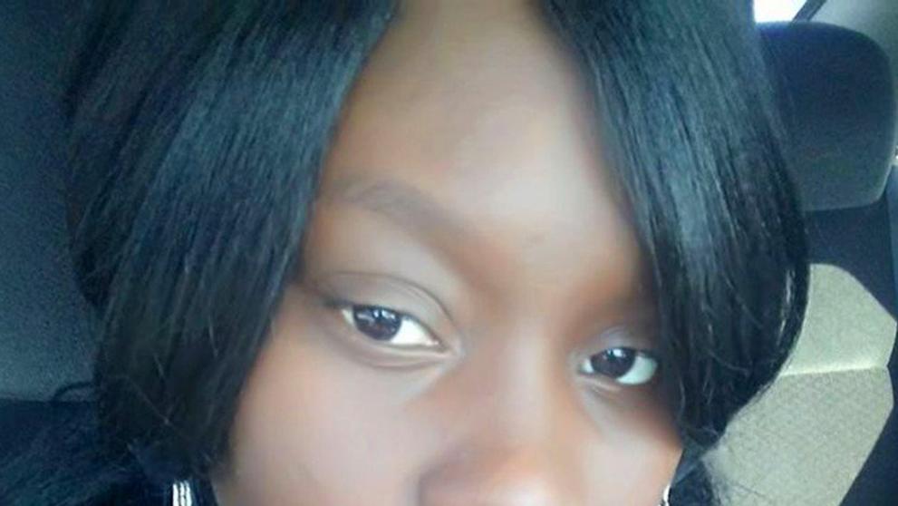 Monique Price - 2