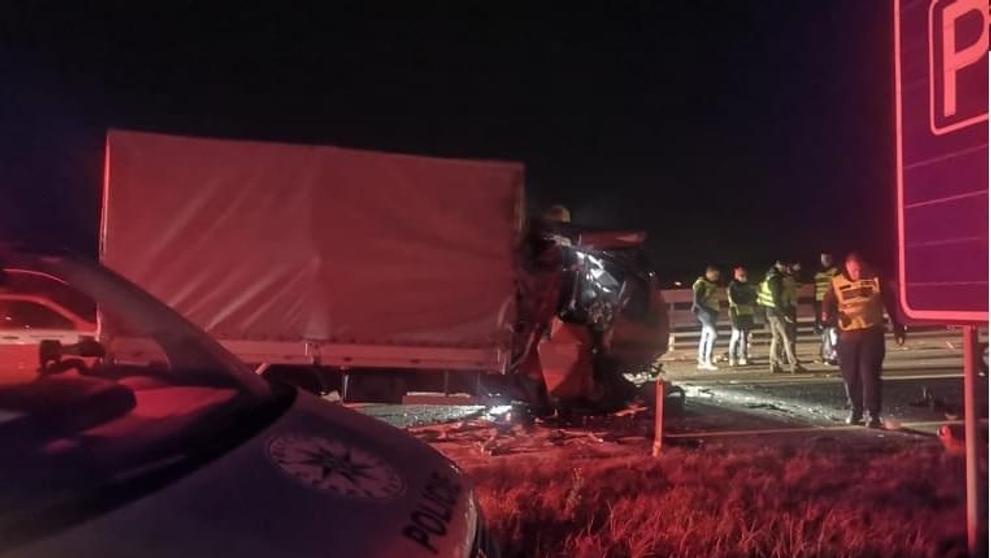 Smrtelná nehoda uzavřela dálnici D5 - 6