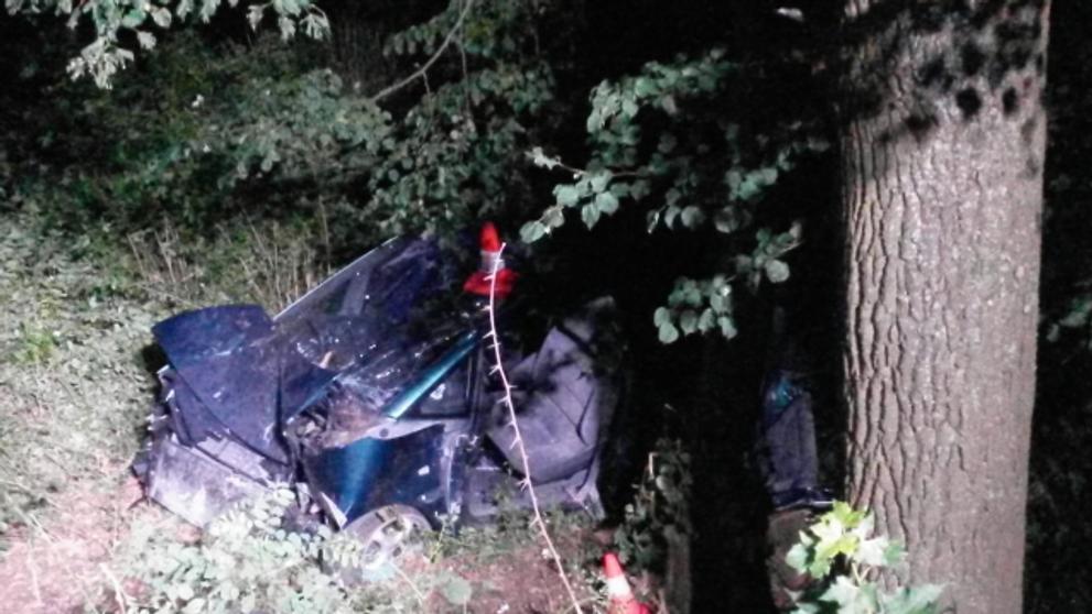 Tragická nehoda osobního automobilu na Písecku - 2