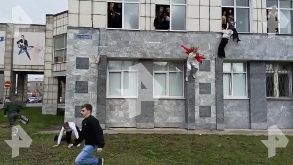 Střelba na univerzitě v Rusku (4)