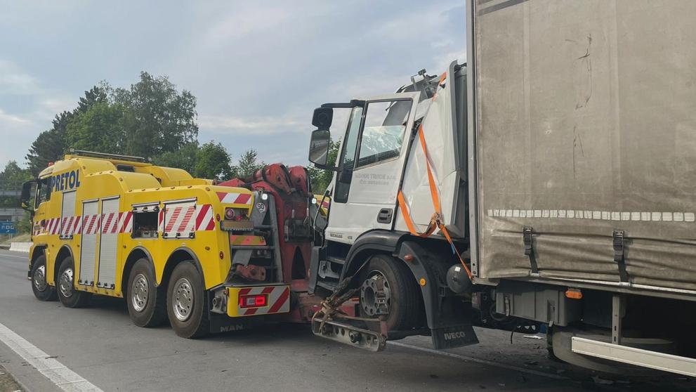 Nehoda na dálnici D1 (2)
