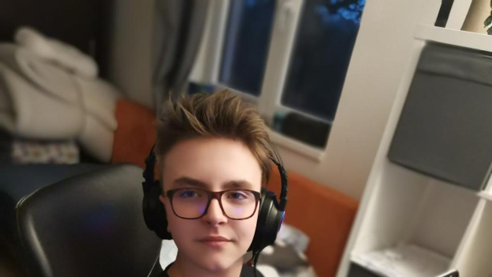 Táda