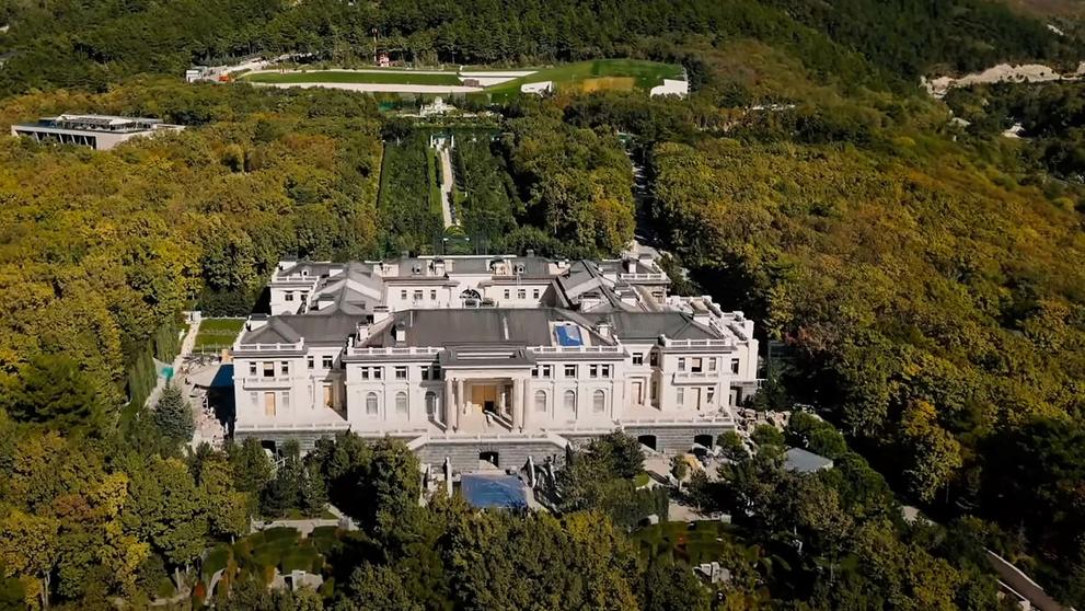 Putinův palác (1)