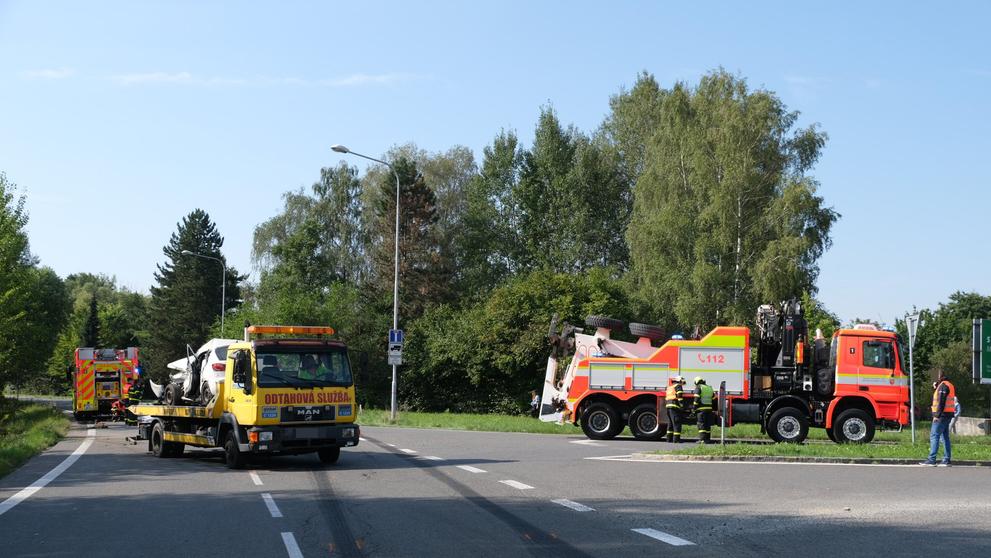 Nehoda popelářského auta (3)