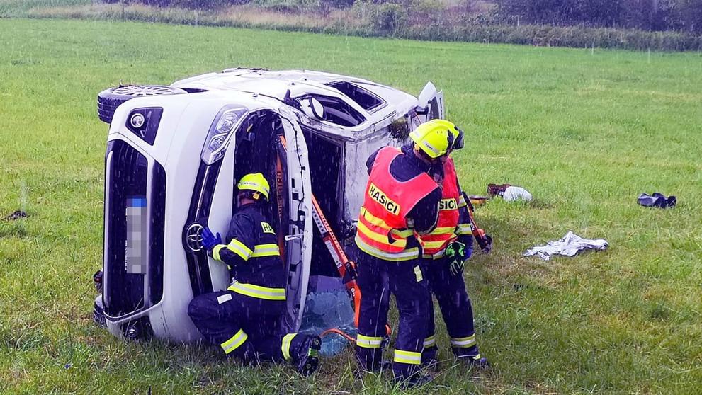 Dopravní nehoda mezi Zálužím a Horní Břízou (5)