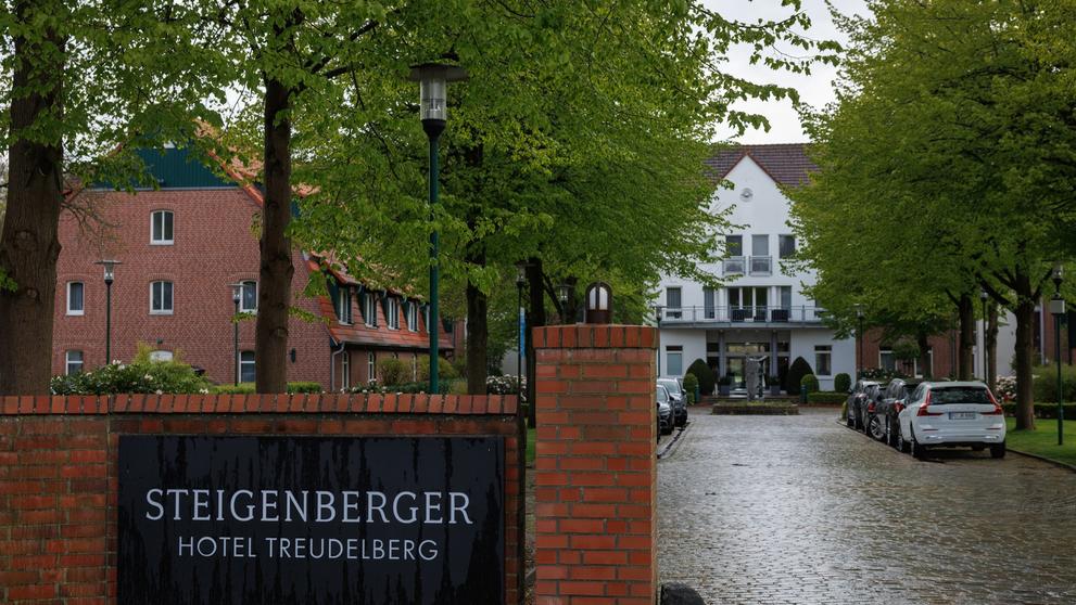 Steigenberger Hotel Treudelberg