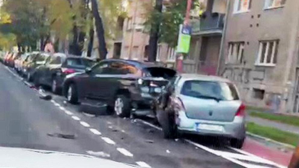 Opilý řidič v Bratislavě zničil několik aut