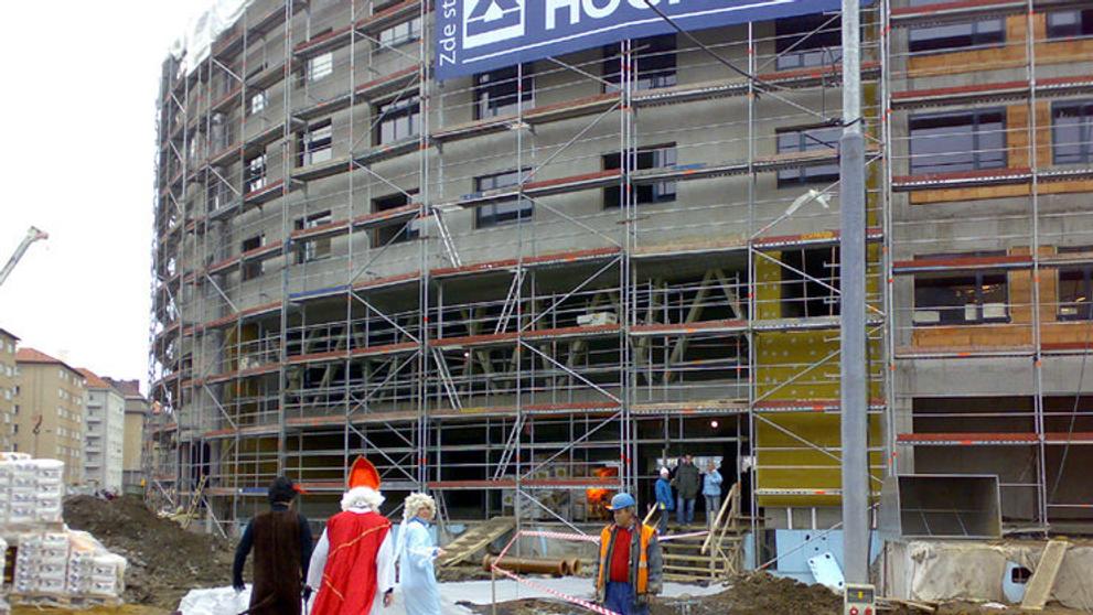 Stadion Slavie už dostává reálné obrysy.