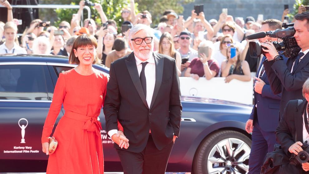 Jiří Bartoška s manželkou Andreou Bartoškovou, 8. 7. 2023 MFF Karlovy Vary