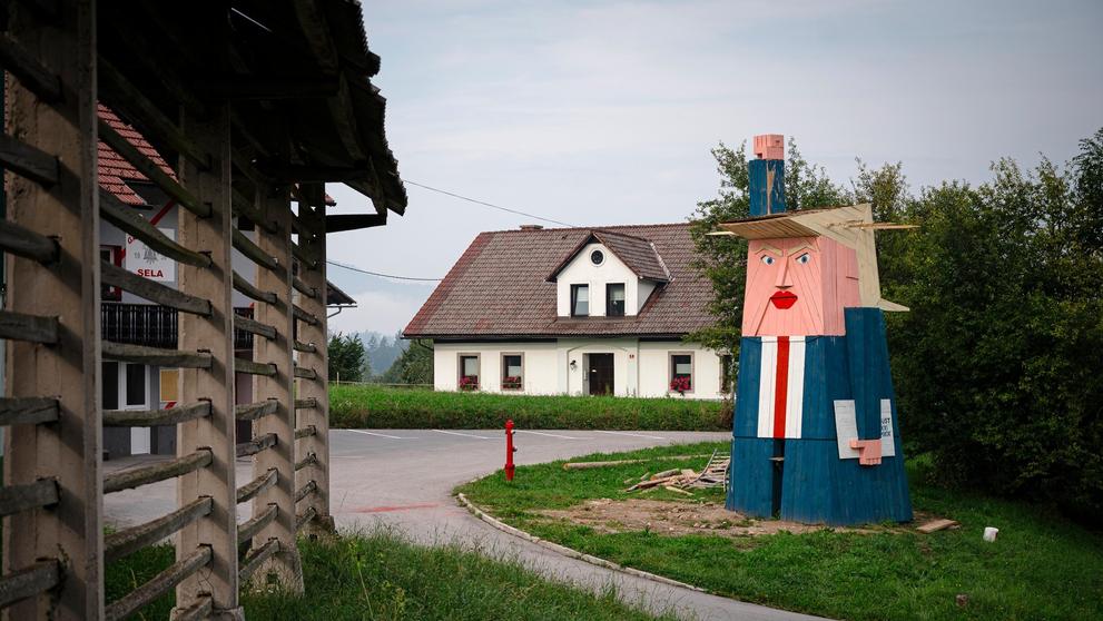 Socha Donalda Trumpa ve Slovinsku - 1