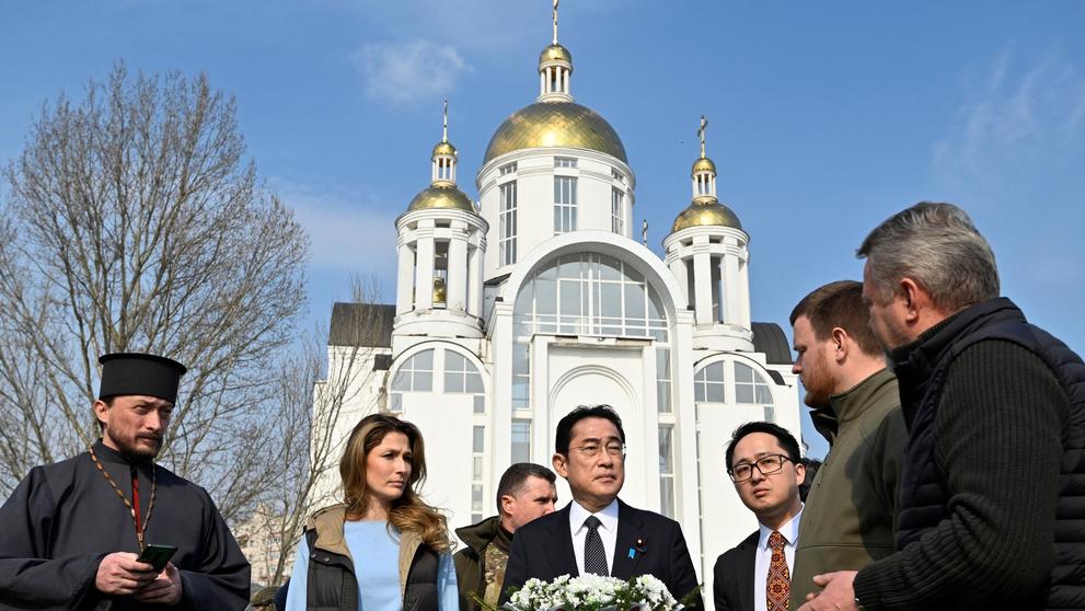 Fumio Kišida přicestoval do Kyjeva (3)