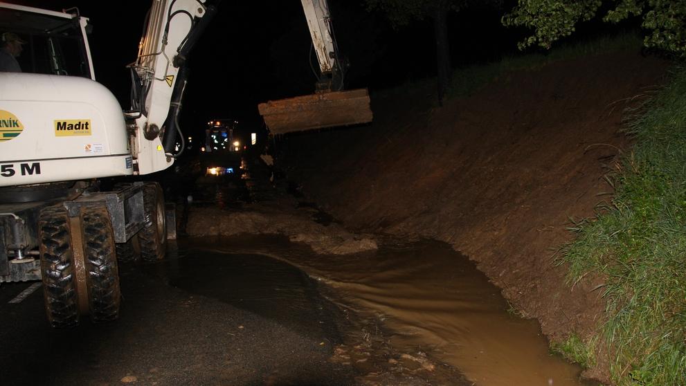 Hasiči zasahovali kvůli dešti na Valašsku - 2