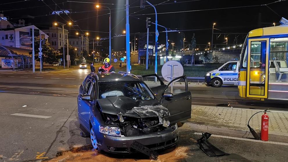 Srážka auta a tramvaje - 4